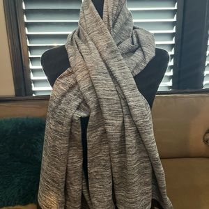 Lululemon vinyasa scarf